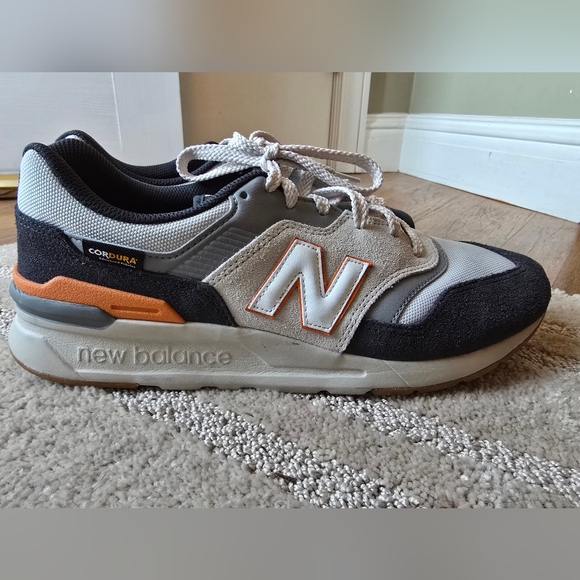 New Balance 997H 9.5M - Picture 1 of 7